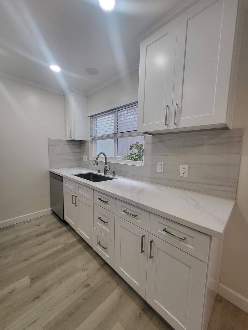Apartment for rent at 2822 Reynard Way, San Diego, CA 92103