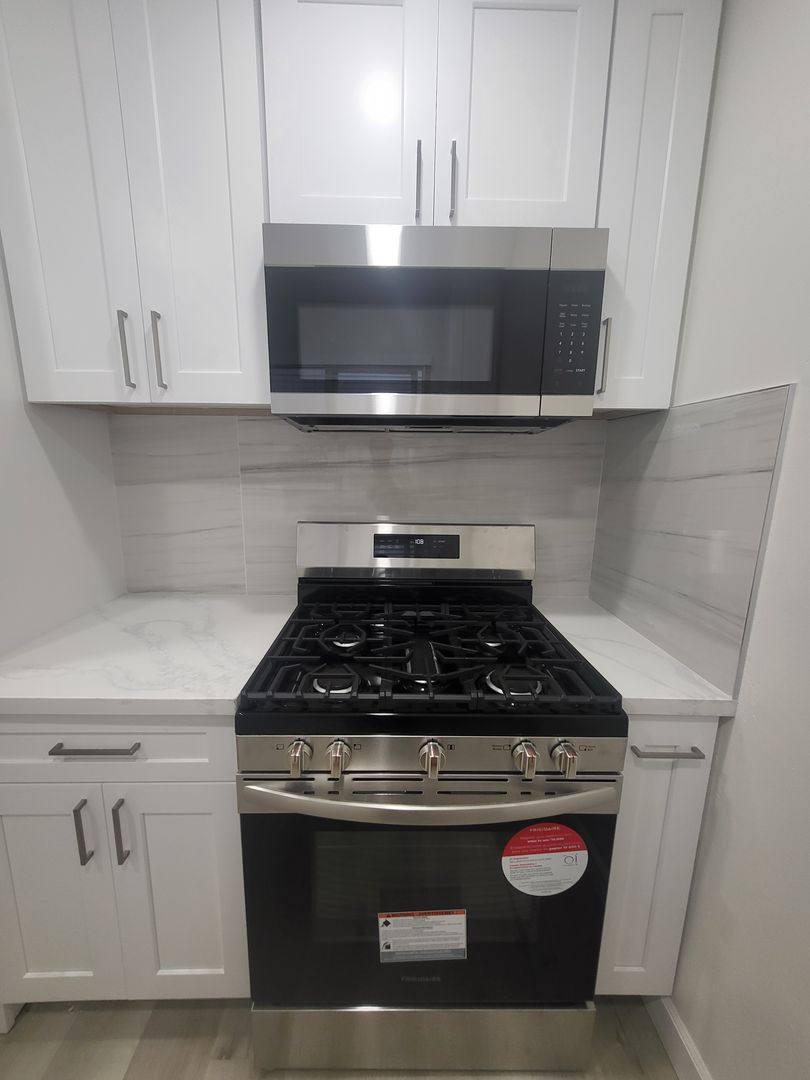Apartment for rent at 2822 Reynard Way, San Diego, CA 92103