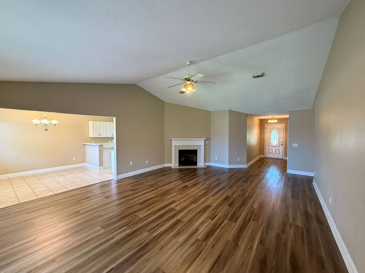 House for rent at 1519 Sandcliff Dr, Pensacola, FL 32507