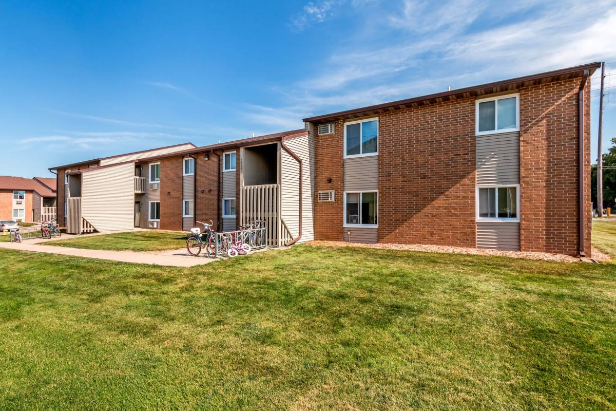 Apartment for rent at 902 N 14th St, Indianola, IA 50125