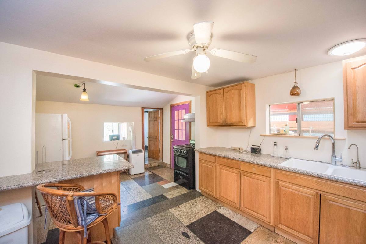 Apartment for rent at 2599 Huntington Dr, Upland, CA 91784