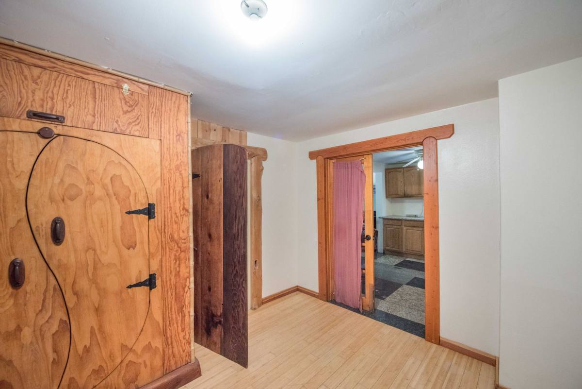 Apartment for rent at 2599 Huntington Dr, Upland, CA 91784