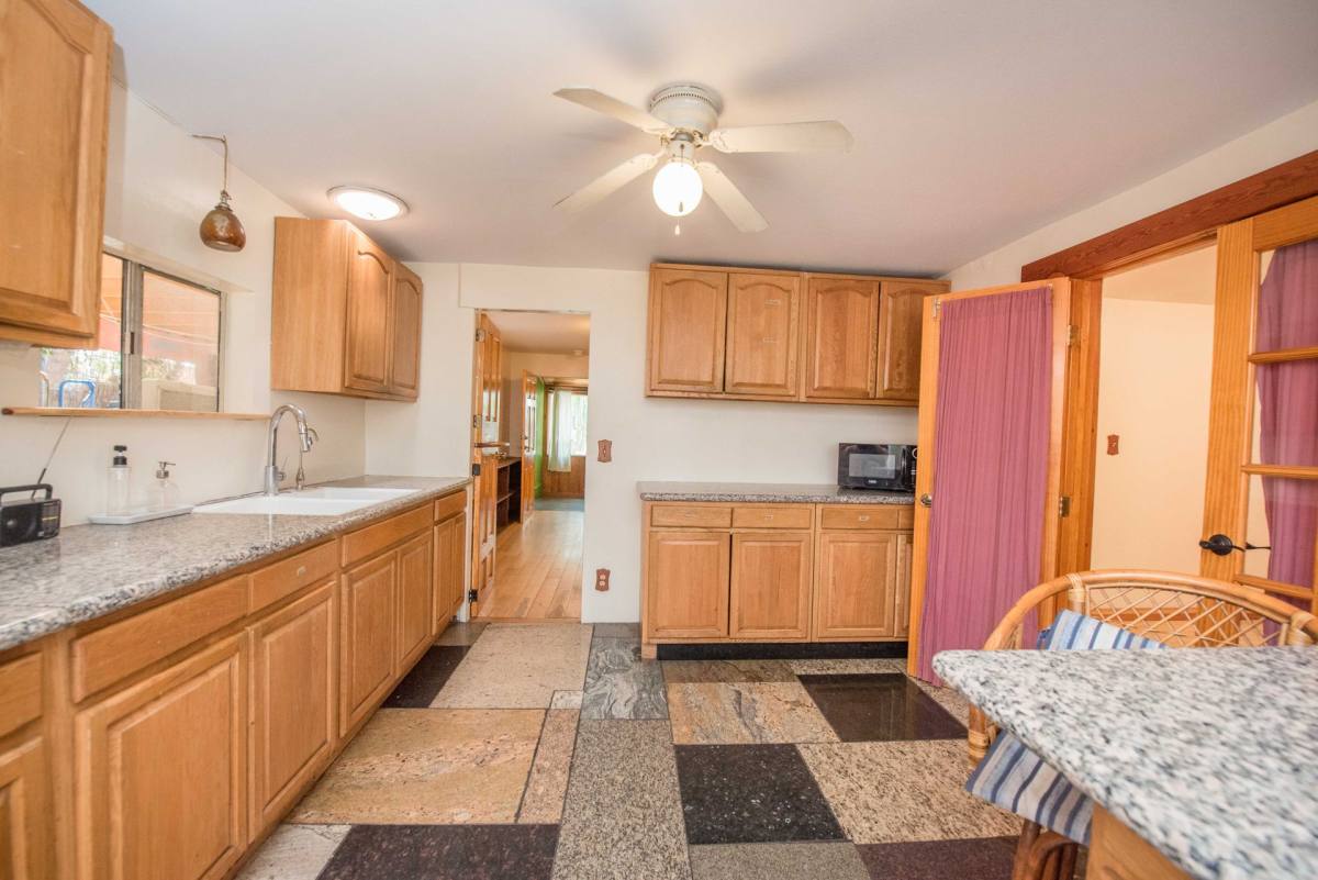 Apartment for rent at 2599 Huntington Dr, Upland, CA 91784