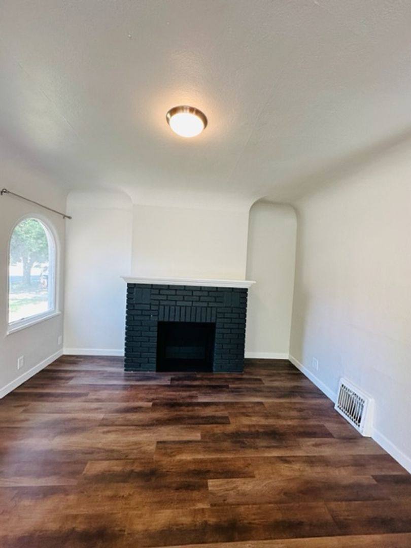 Townhouse for rent at 2005 Cleveland Blvd, Caldwell, ID 83605