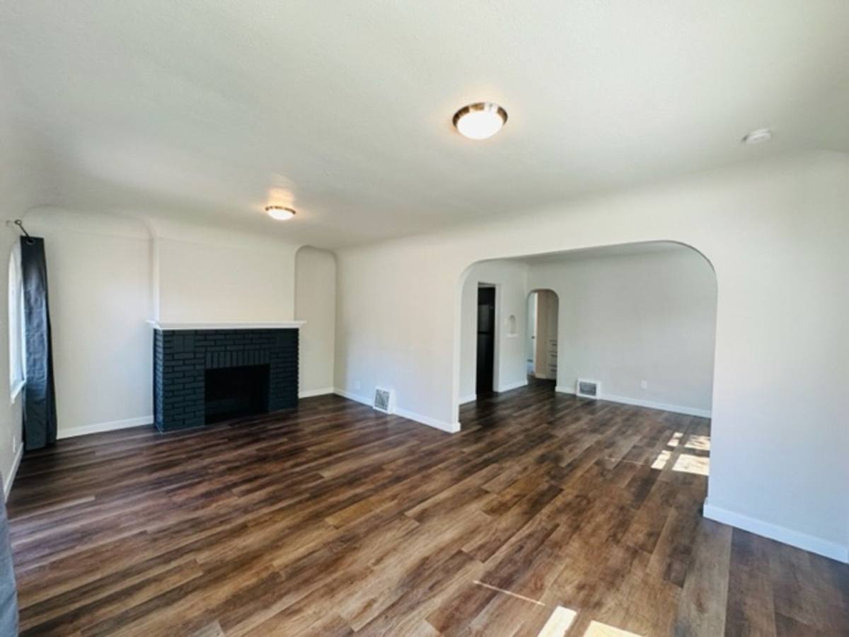 Townhouse for rent at 2005 Cleveland Blvd, Caldwell, ID 83605