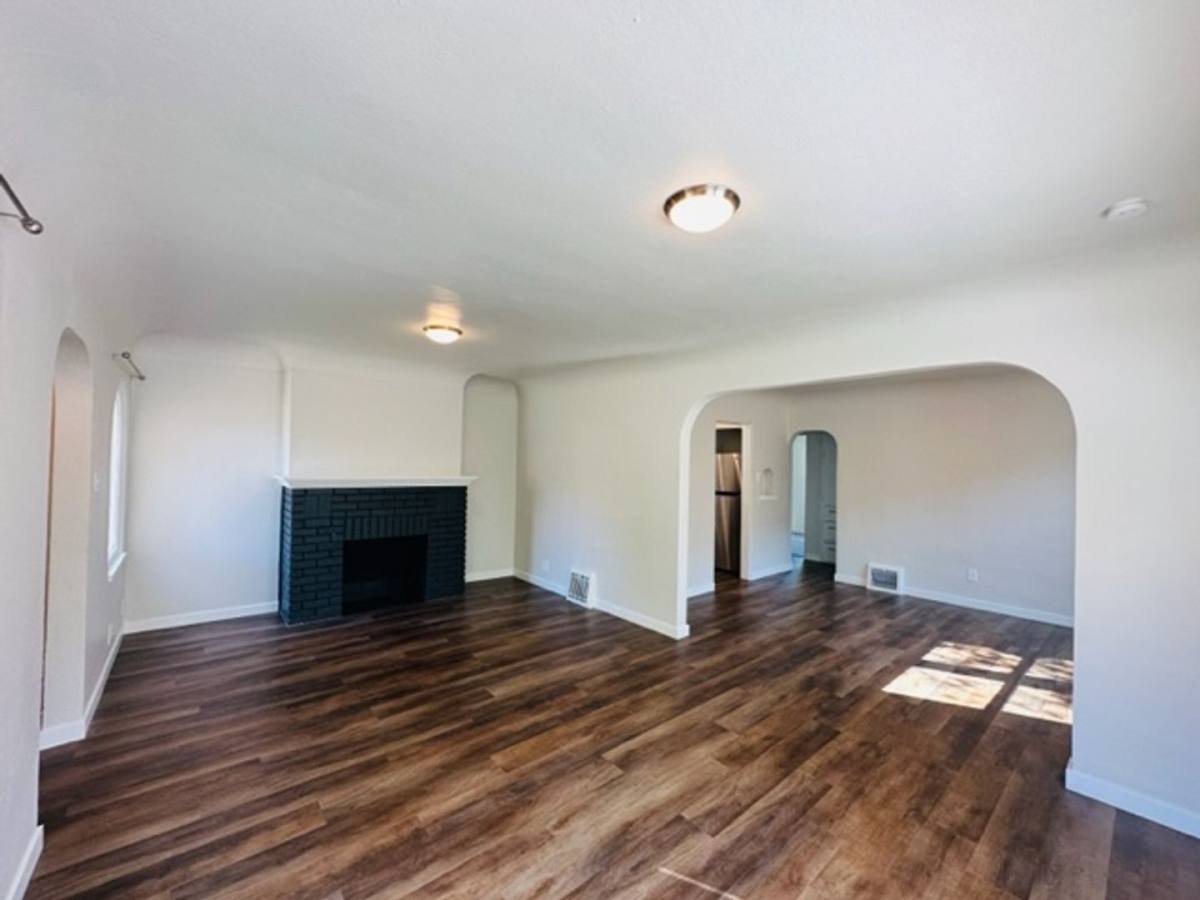 Townhouse for rent at 2005 Cleveland Blvd, Caldwell, ID 83605