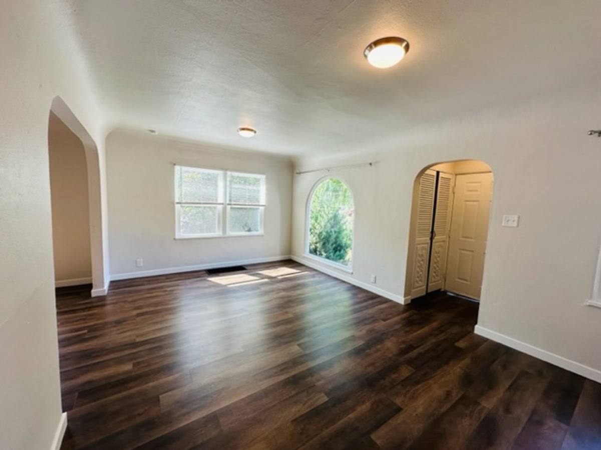 Townhouse for rent at 2005 Cleveland Blvd, Caldwell, ID 83605
