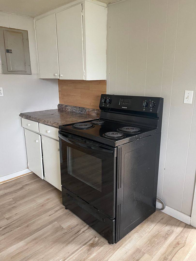 House for rent at 201 Front St, Exeter, MO 65647