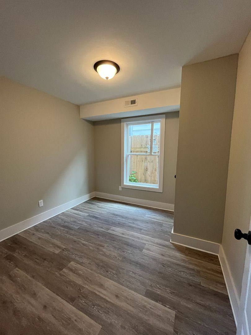 Apartment for rent at 705 Camp St, Louisville, KY 40203