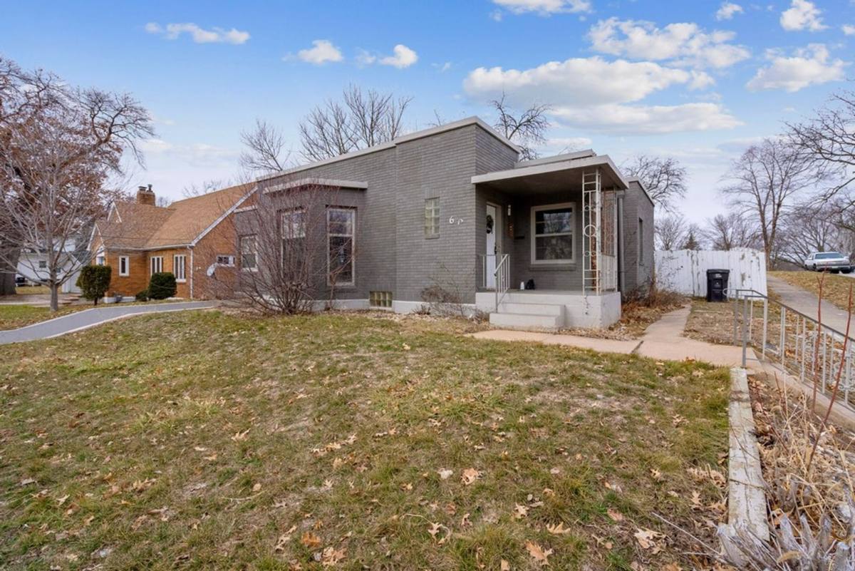 House for rent at 603 W 18th St, Cedar Falls, IA 50613