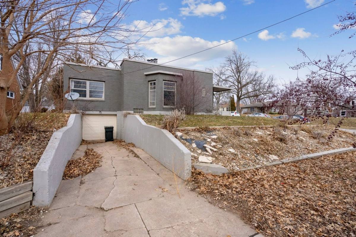 House for rent at 603 W 18th St, Cedar Falls, IA 50613