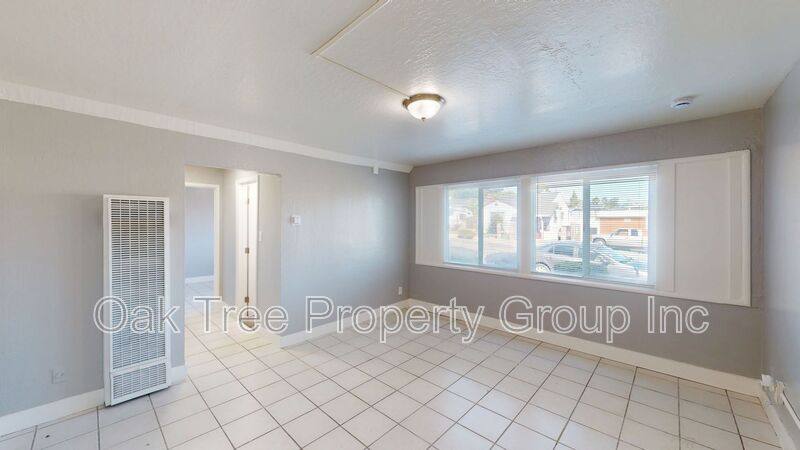 Apartment for rent at 2711 23rd Ave #3, Oakland, CA 94606