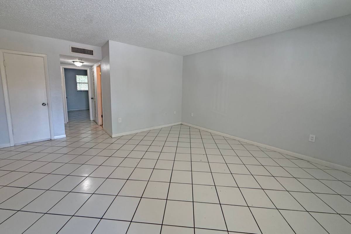 Condo for rent at 2 N Fernwood Ave, Clearwater, FL 33765
