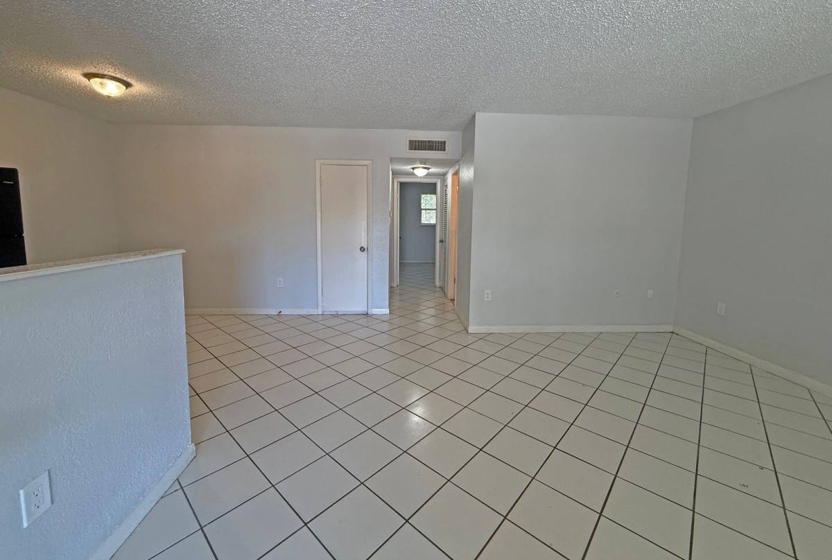 Condo for rent at 2 N Fernwood Ave, Clearwater, FL 33765