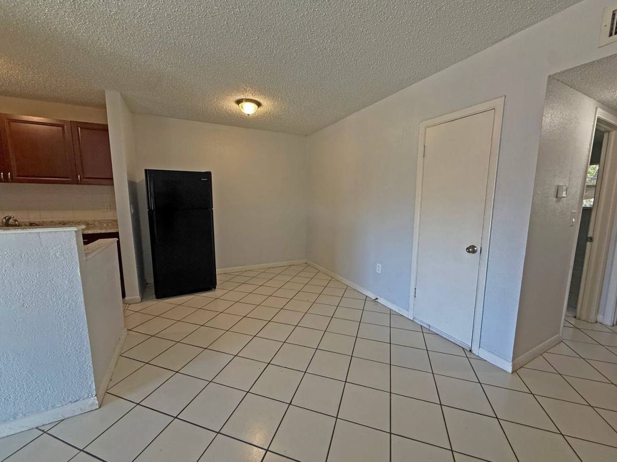 Condo for rent at 2 N Fernwood Ave, Clearwater, FL 33765