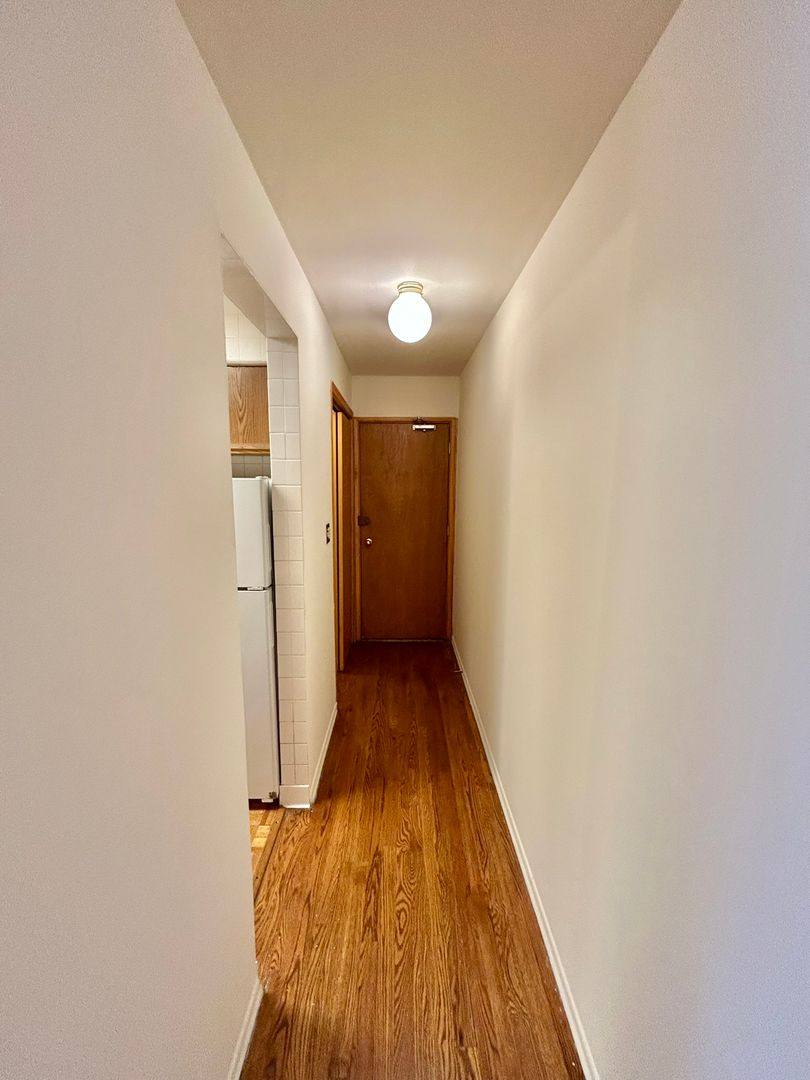 Apartment for rent at 531 W Deming, Chicago, IL 60614