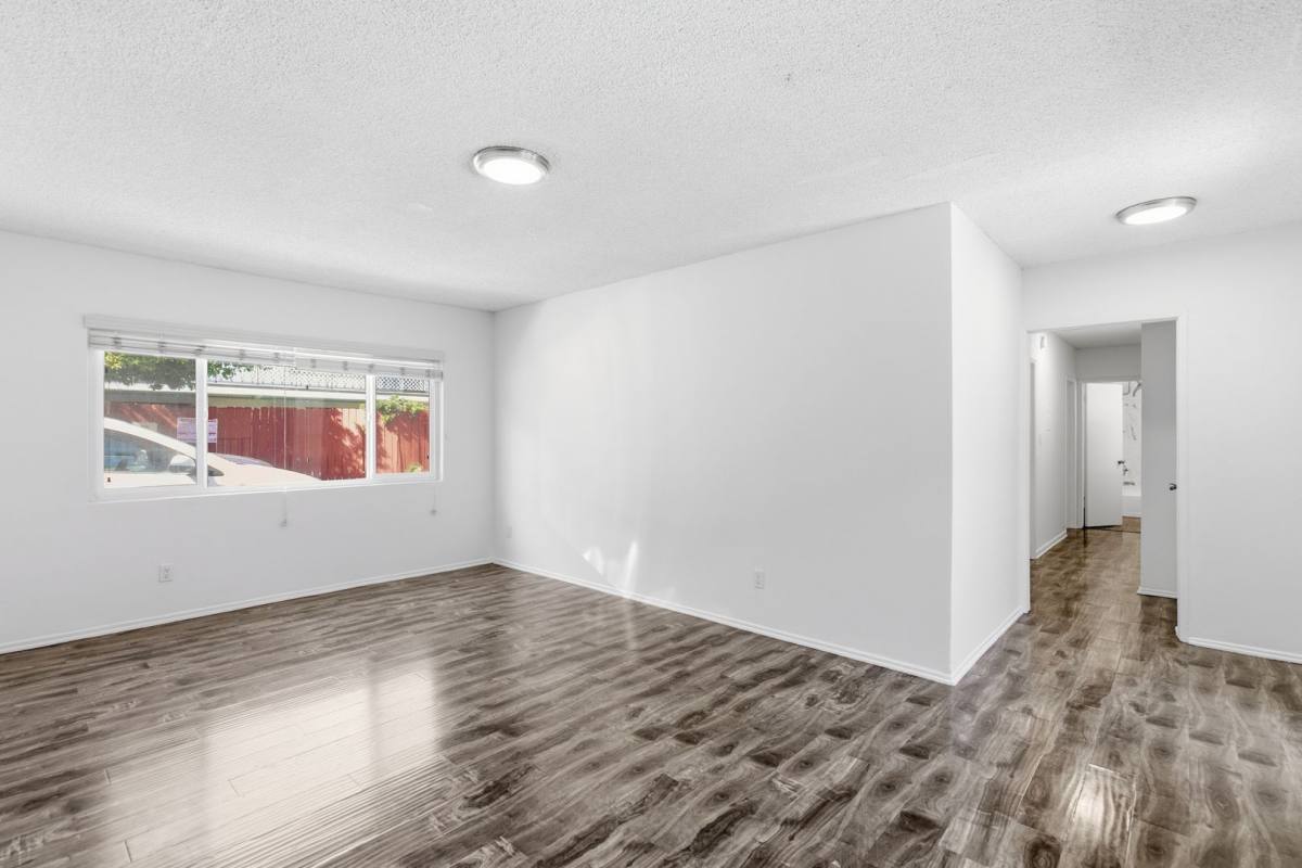 Apartment for rent at 6652 Darby Ave, Reseda, CA 91335