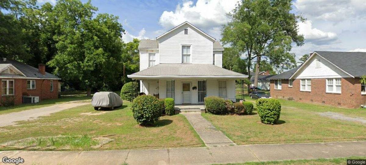 Apartment for rent at 3016 River Dr, Columbia, SC 29201