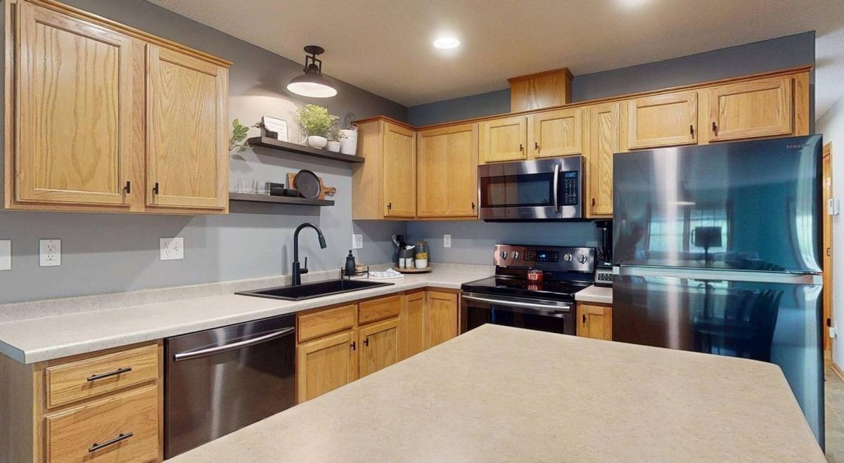 Townhouse for rent at 3057 Venice Lane NW, Rochester, MN 55901
