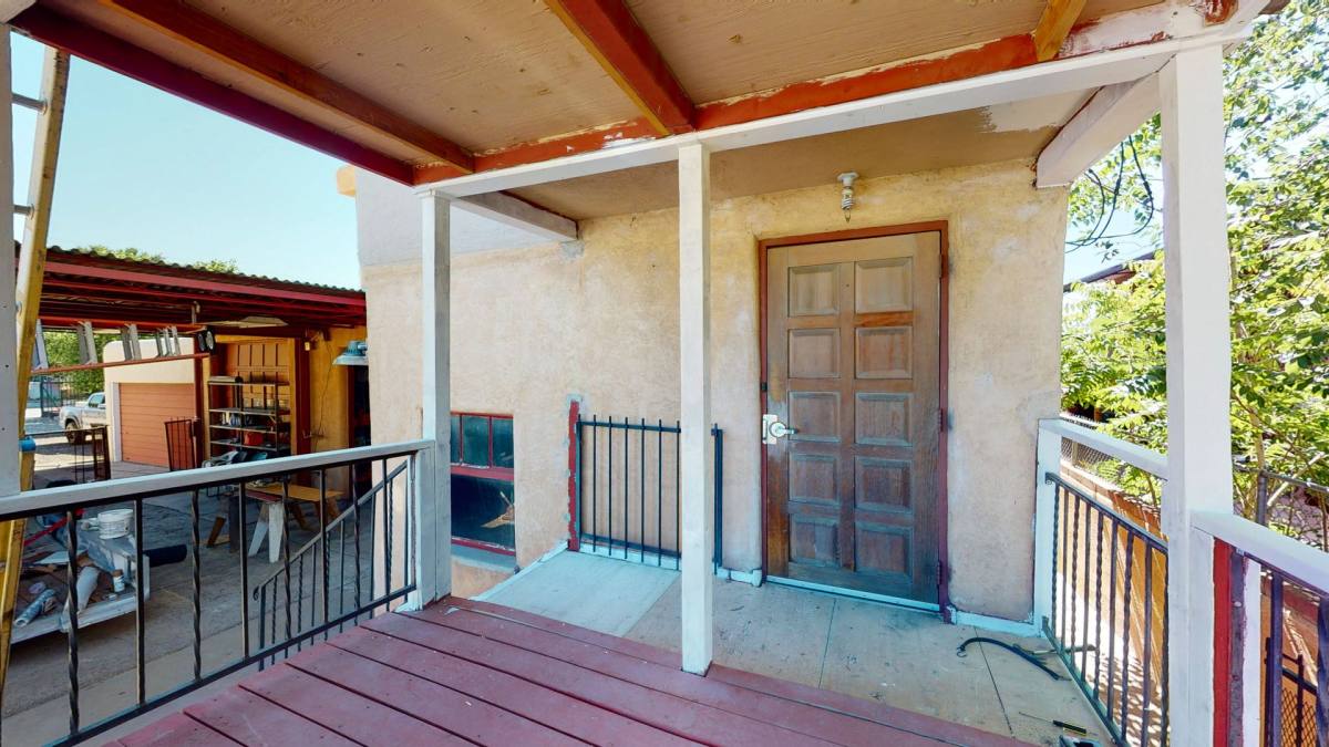 Apartment for rent at 404 Prospect Ave NE, Albuquerque, NM 87102