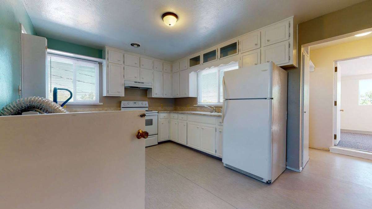 Apartment for rent at 404 Prospect Ave NE, Albuquerque, NM 87102