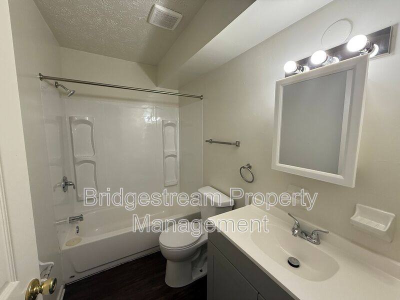 House for rent at 3001 Idylwilde Blvd #1B, Dayton, OH 45414
