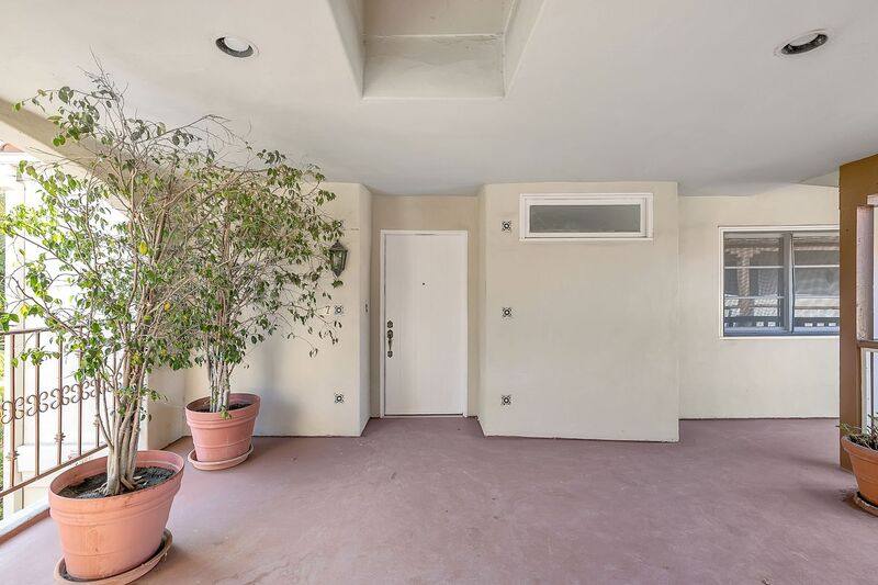 Apartment for rent at 1134 26th St #6, Santa Monica, CA 90403
