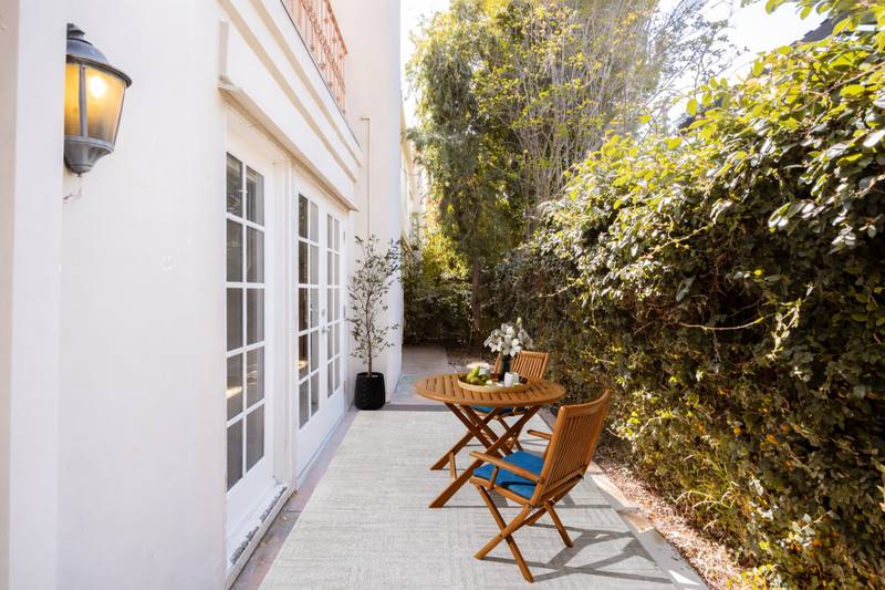 Apartment for rent at 1134 26th St #6, Santa Monica, CA 90403