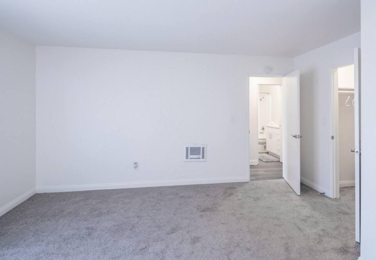 Apartment for rent at 11562 186th St, Artesia, CA 90701