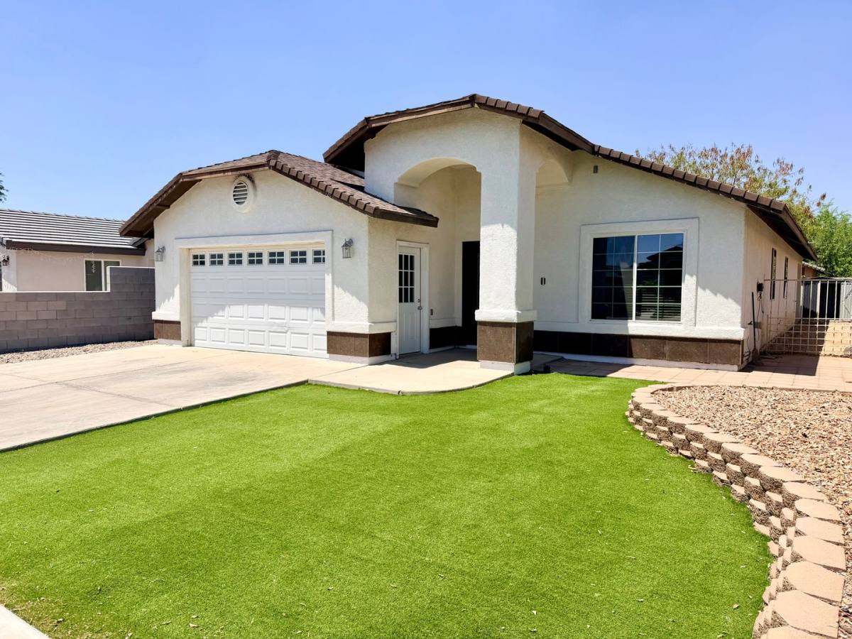 House for rent at 1028 N McCain Ave, San Luis, AZ 85336