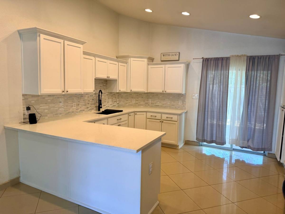 House for rent at 1028 N McCain Ave, San Luis, AZ 85336