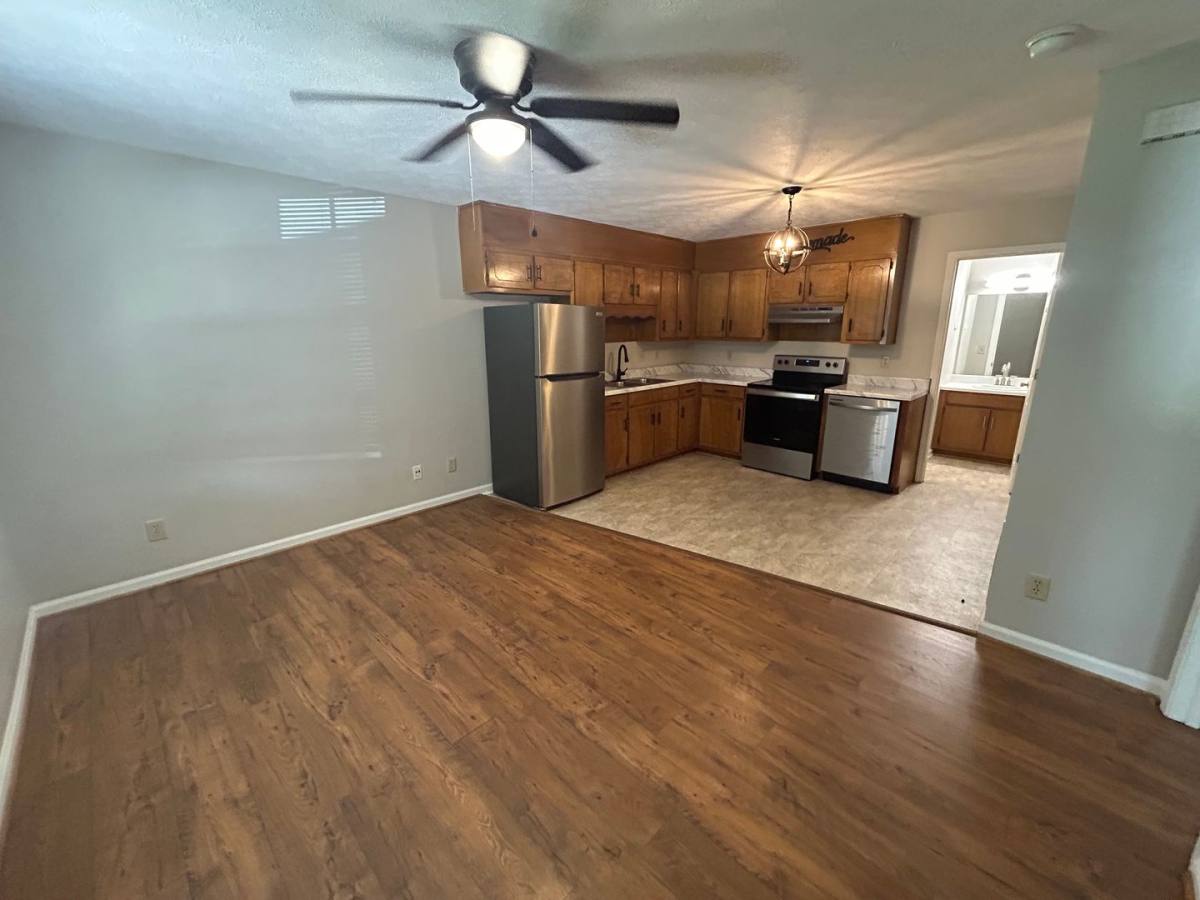 Apartment for rent at 520 Gadsden Rd NW, Jacksonville, AL 36265