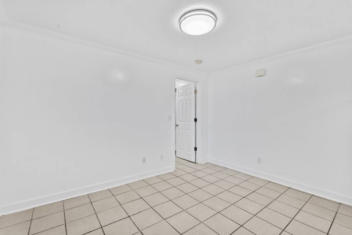 Townhouse for rent at 1076 Canyon Rd, Ogden, UT 84404