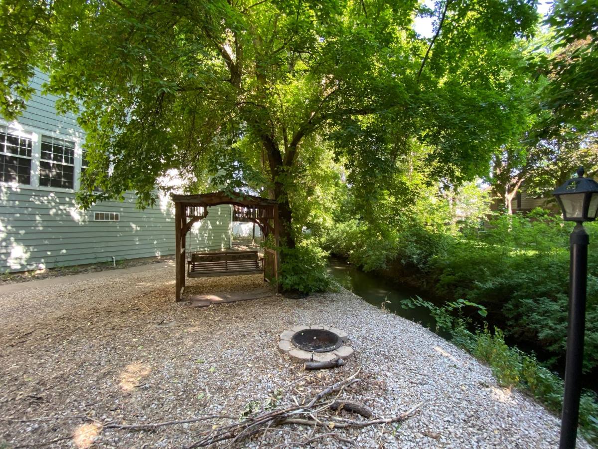 Townhouse for rent at 1076 Canyon Rd, Ogden, UT 84404