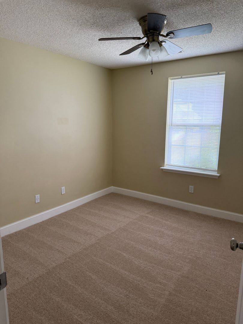Townhouse for rent at 205 Saint Charles Place, Saint Marys, GA 31558