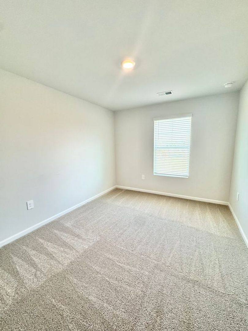 House for rent at 106 Windcrest Dr, Rincon, GA 31326