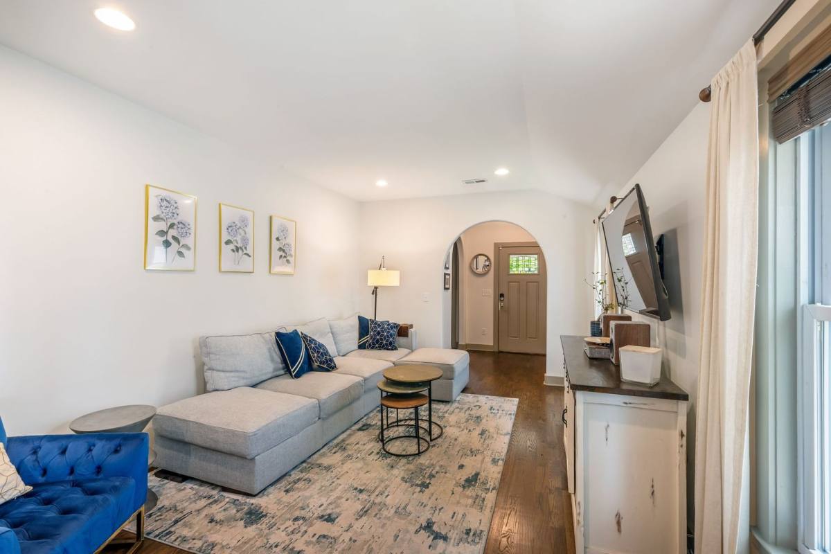 House for rent at 1018 N 6th St, Nashville, TN 37207