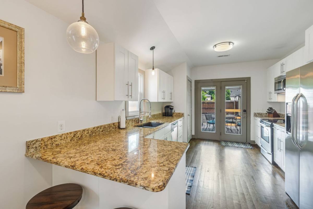 House for rent at 1018 N 6th St, Nashville, TN 37207