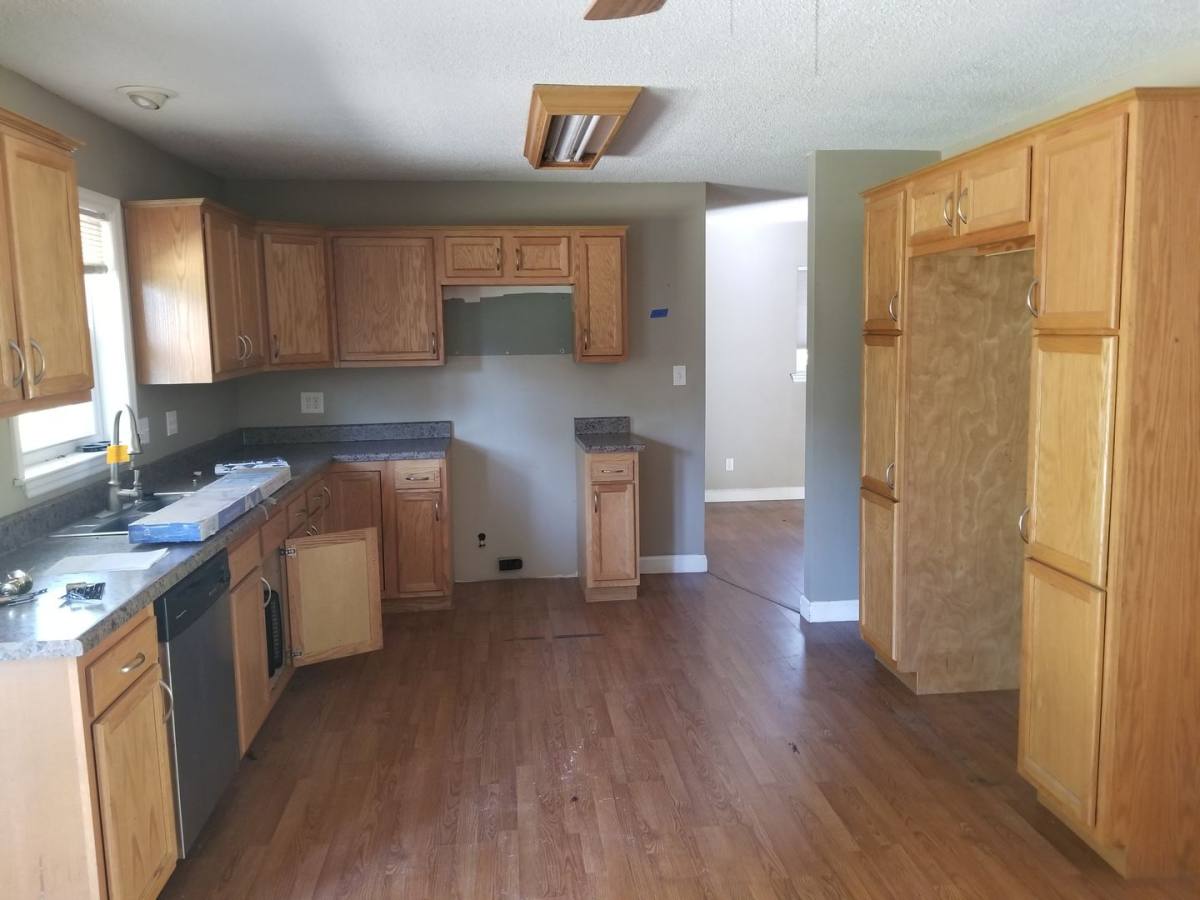 House for rent at 406 Montclair Blvd, Savannah, GA 31419