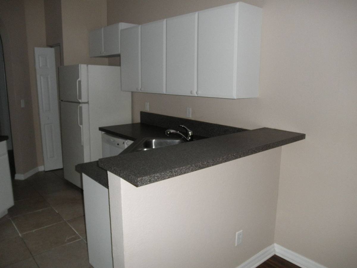 Townhouse for rent at 894 Pipers Cay Dr, West Palm Beach, FL 33415