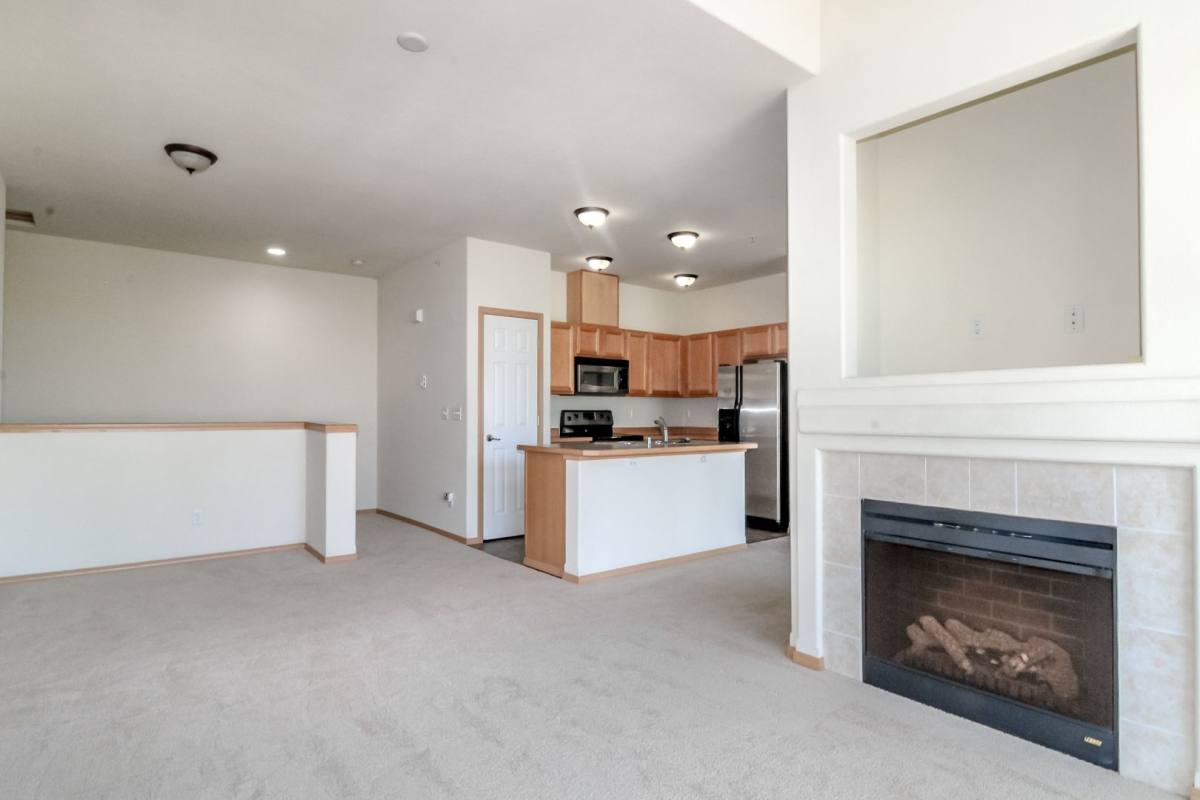 Townhouse for rent at 1272 Cooper St, Dupont, WA 98327