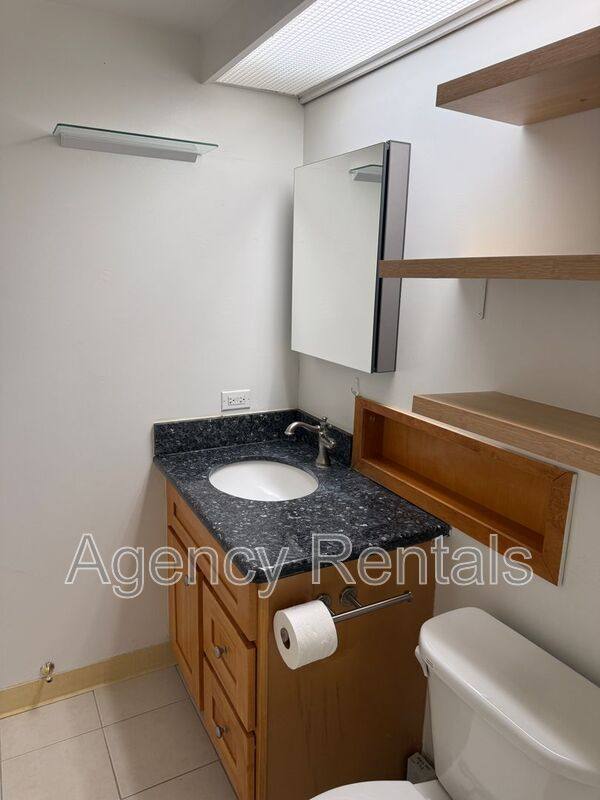 Apartment for rent at 2333 Kapiolani Blvd #906, Honolulu, HI 96826