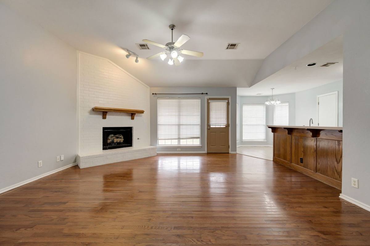 House for rent at 2032 Emerald Brook Court, Edmond, OK 73003