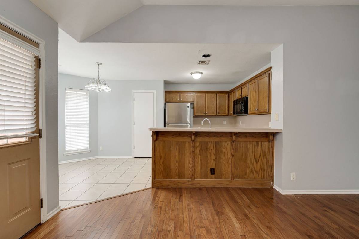 House for rent at 2032 Emerald Brook Court, Edmond, OK 73003