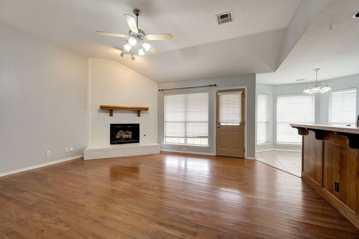 House for rent at 2032 Emerald Brook Court, Edmond, OK 73003