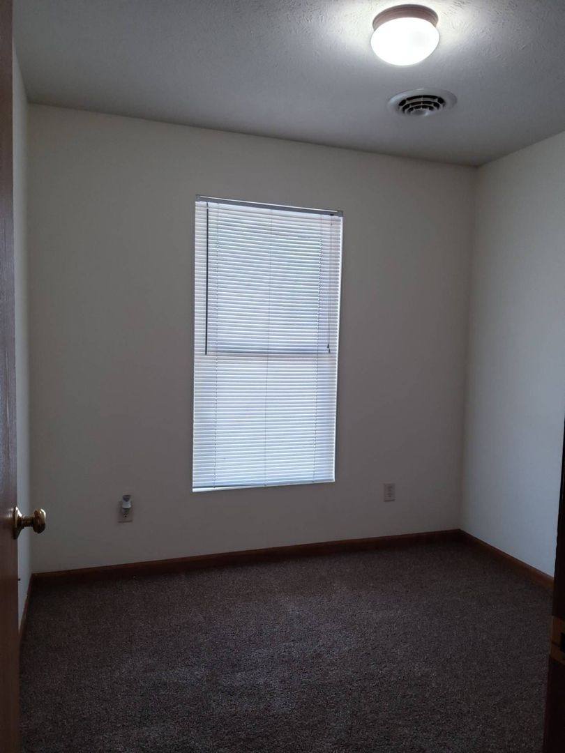 Apartment for rent at 279 Woodridge Court, Goshen, IN 46528