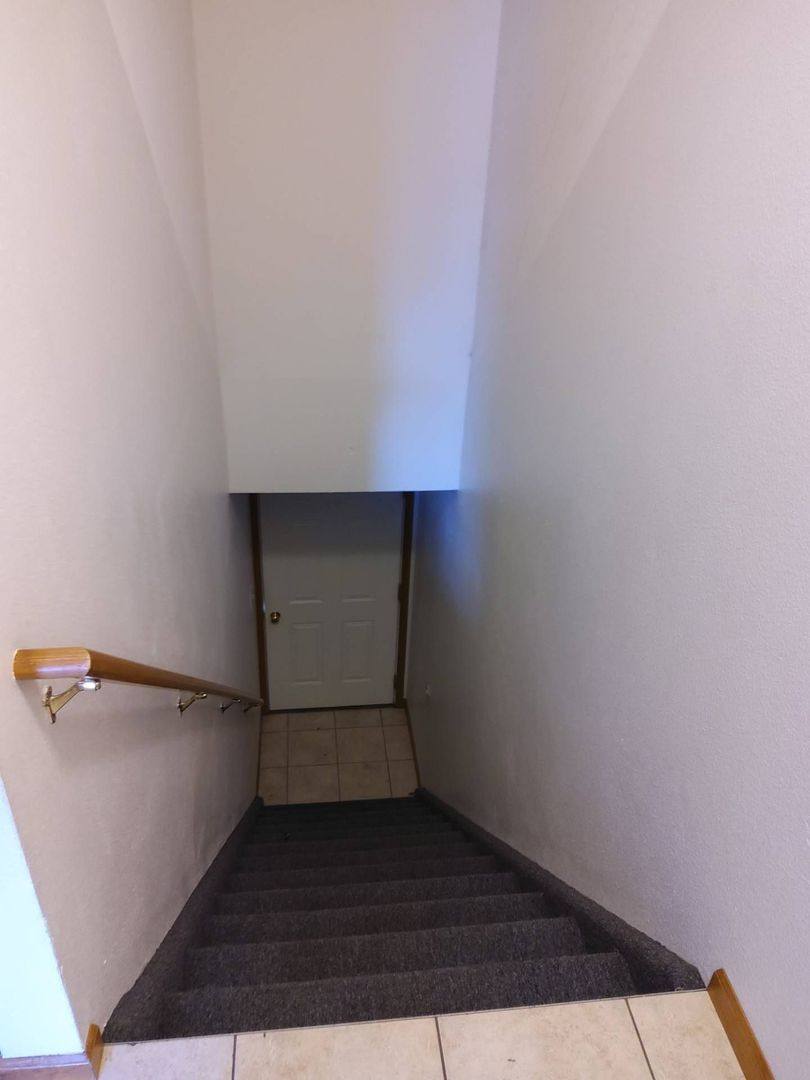 Apartment for rent at 279 Woodridge Court, Goshen, IN 46528