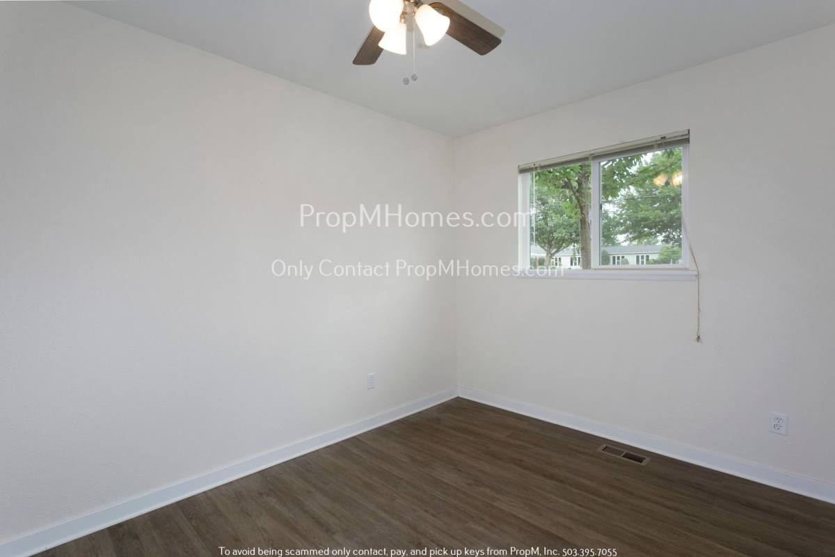 House for rent at 13400 SW Walker Rd, Beaverton, OR 97005