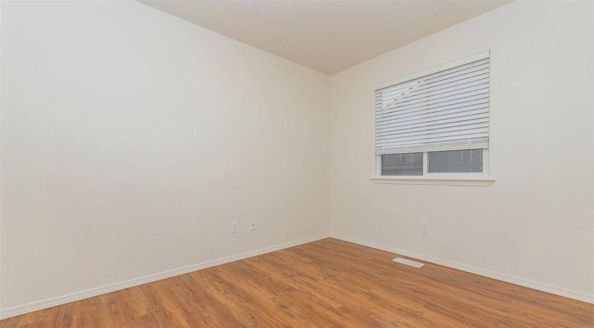 House for rent at 7034 E Canterbury Lane, Nampa, ID 83687