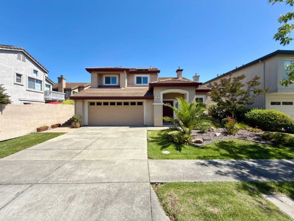 House for rent at 94 S Newport Dr, Napa, CA 94559